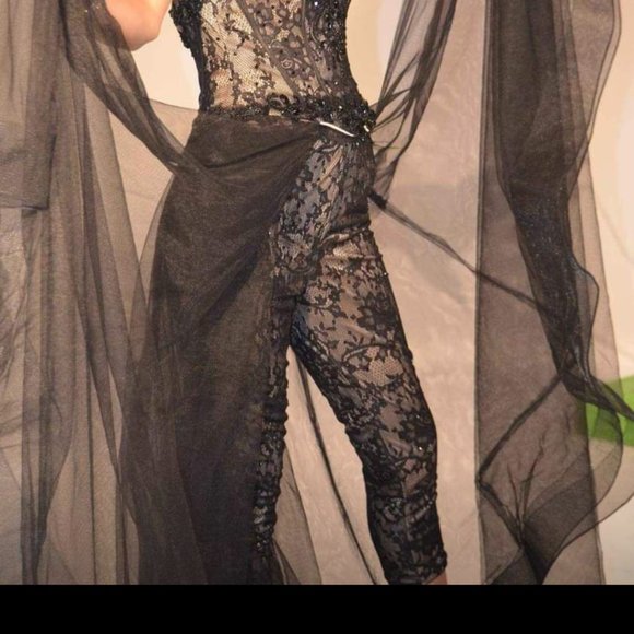 Macduggal - Picture 8 of 11